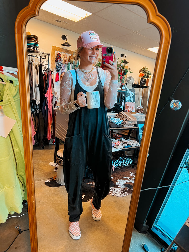 Hey Wanderer; lets chat!!