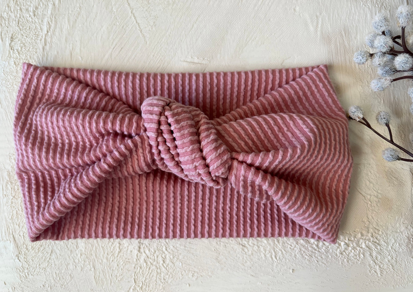 Pink urban ribbed knit topknot