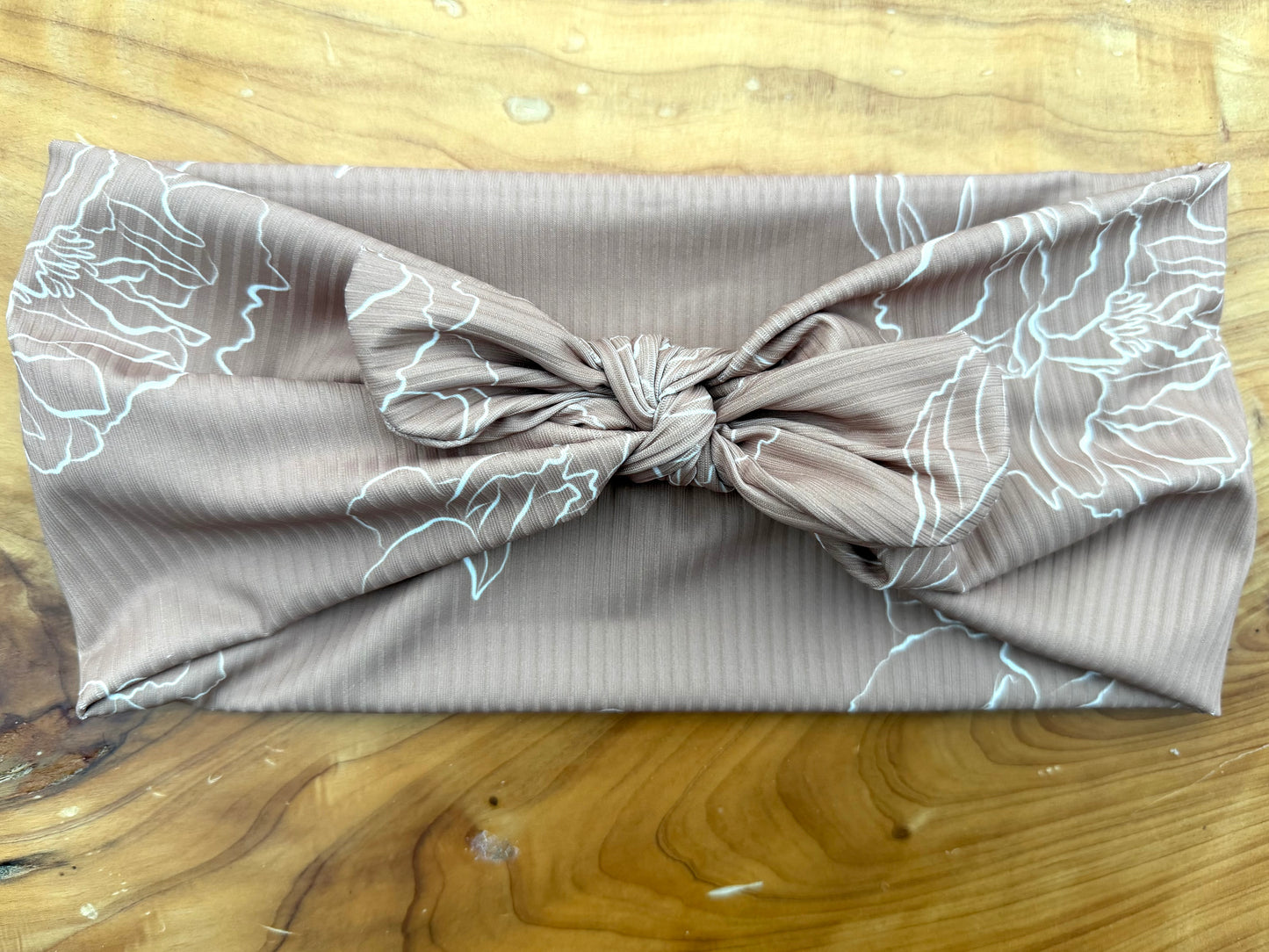 Taupe floral