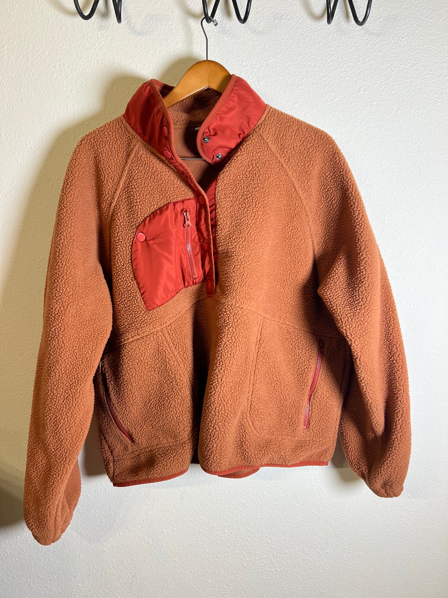 Xl brown + red teddy Sherpa