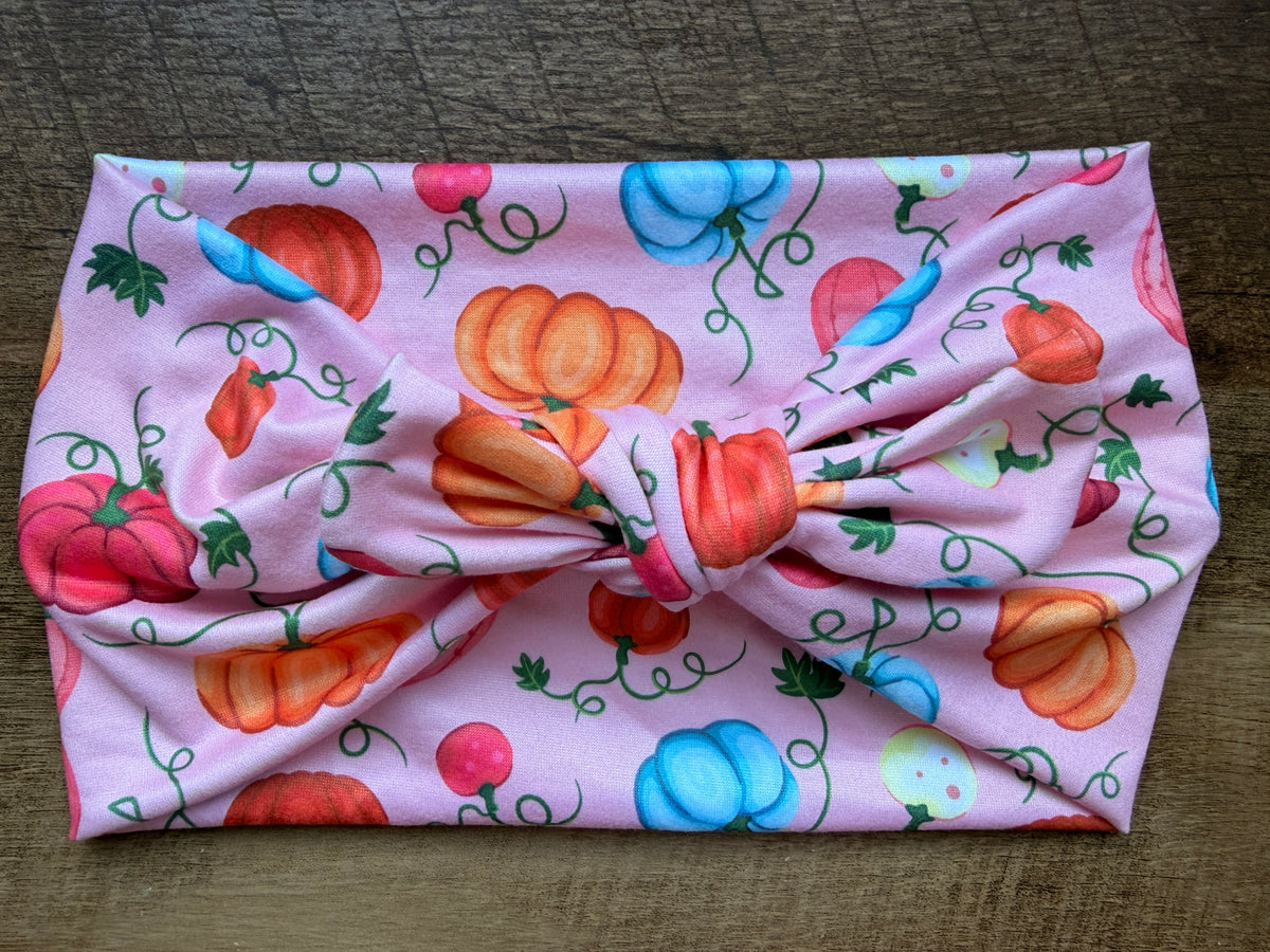 Pink & pumpkins