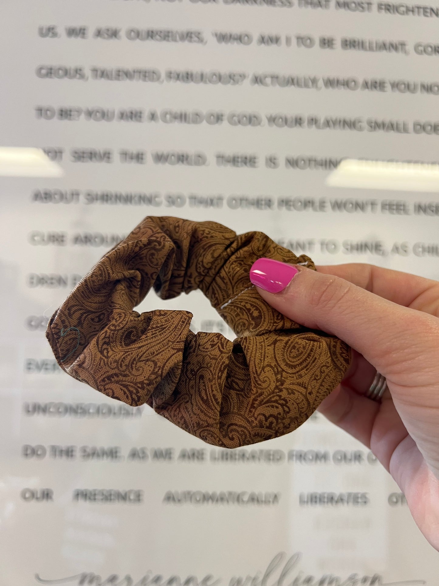 Tooled scrunchie