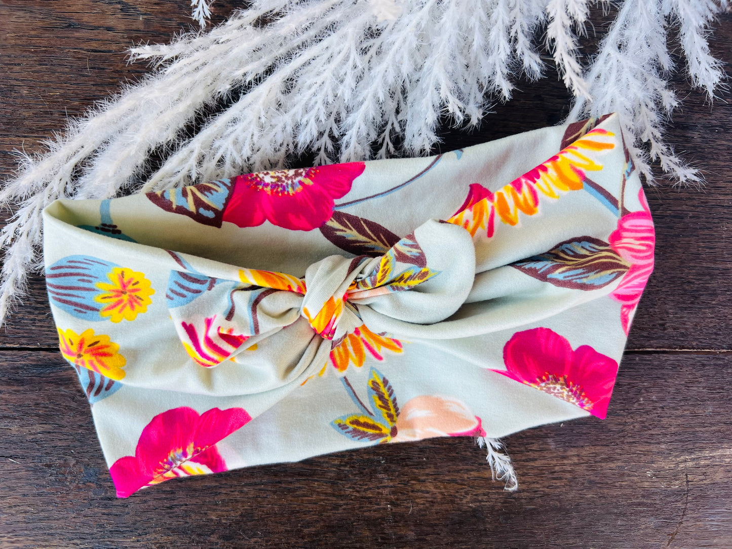 Light mint floral