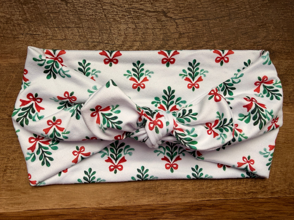 Holly + Bows