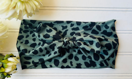 Sage + black spot
