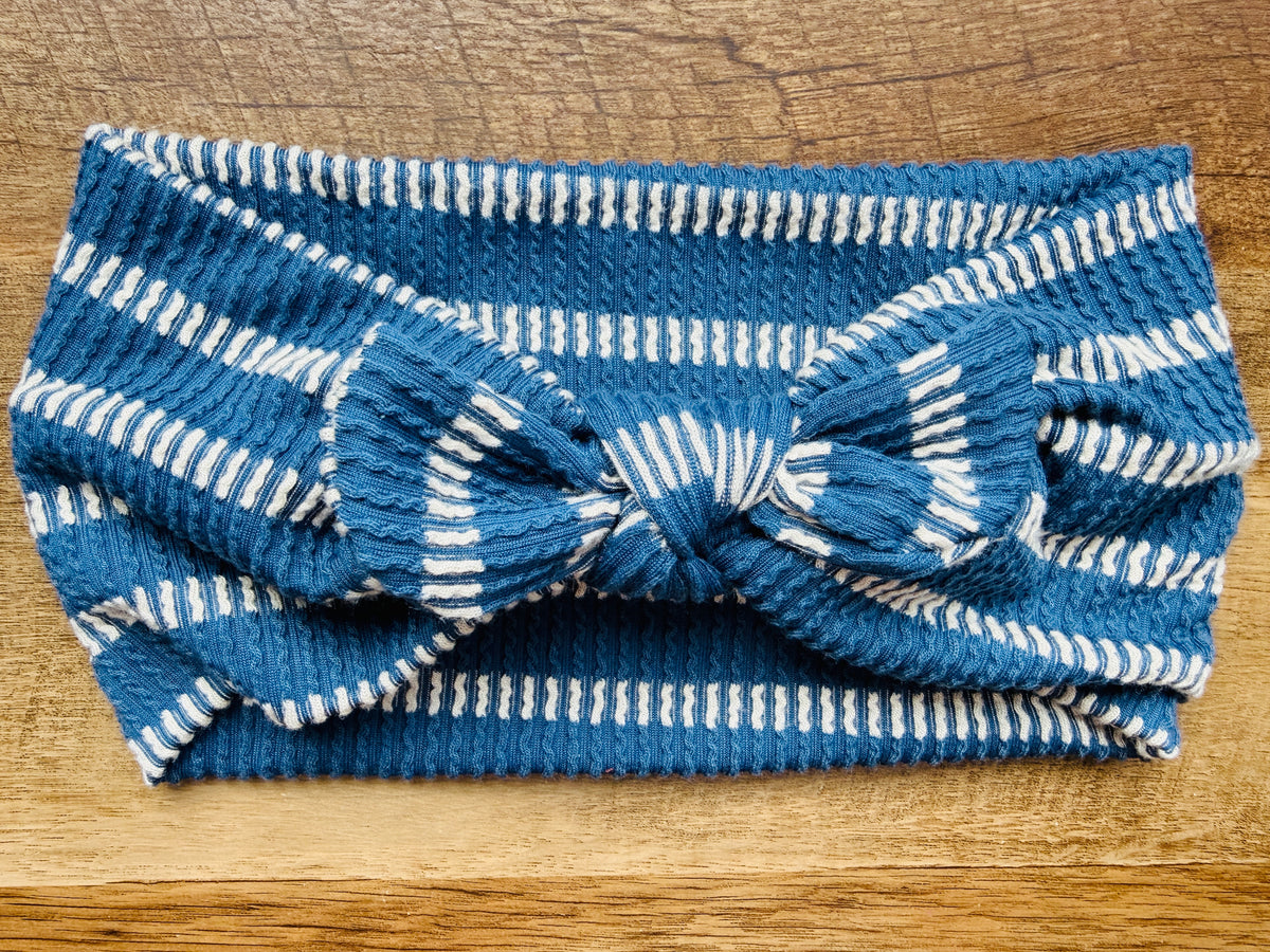 Navy + cream urban stripe