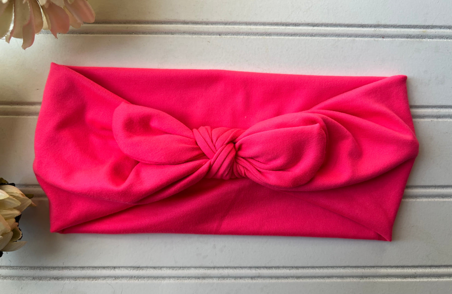 Neon pink