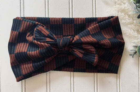 Wander checker faux bow