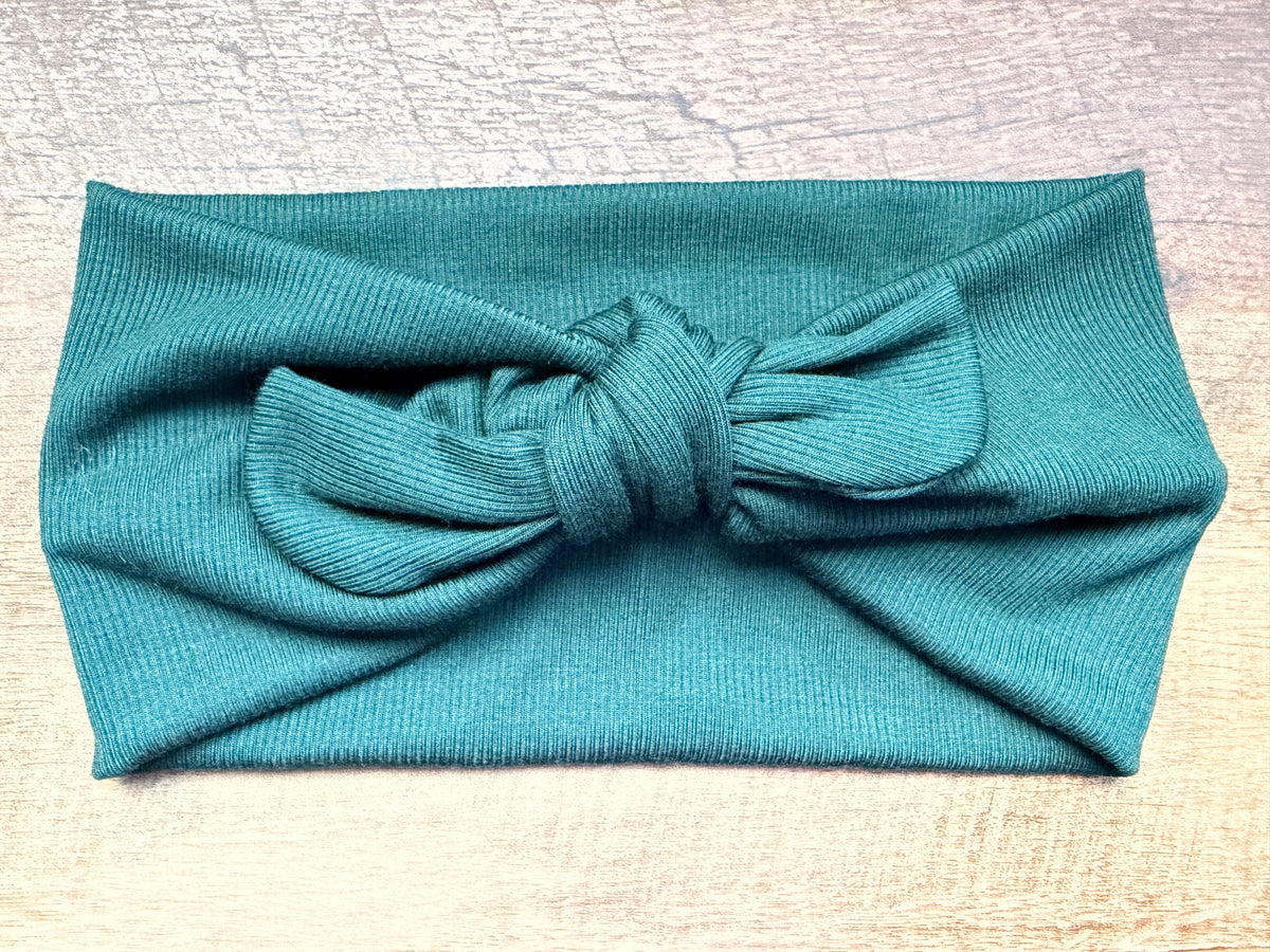 Ribbed forest green