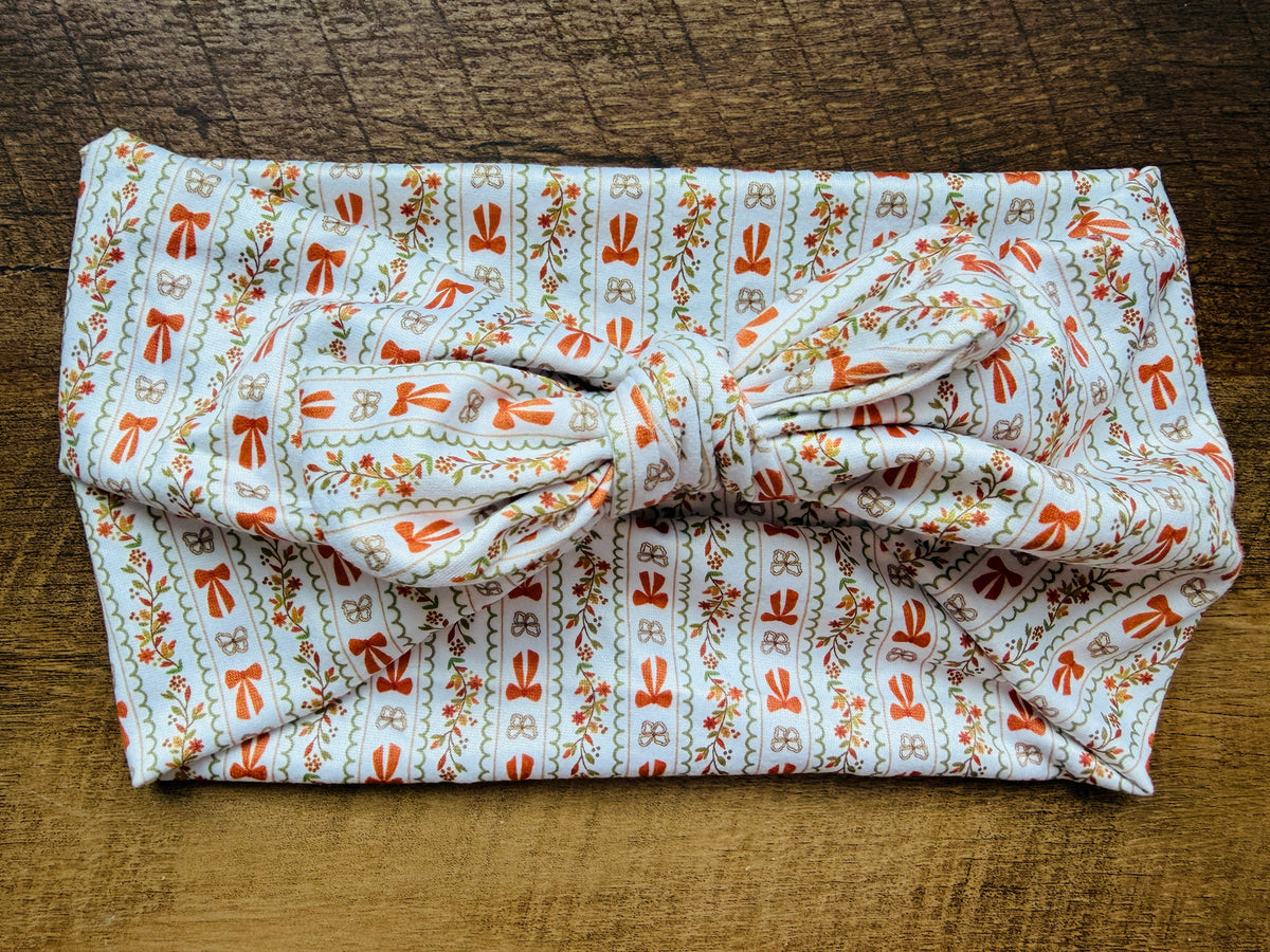 Dainty fall stripe bows