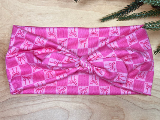Pink checker bow